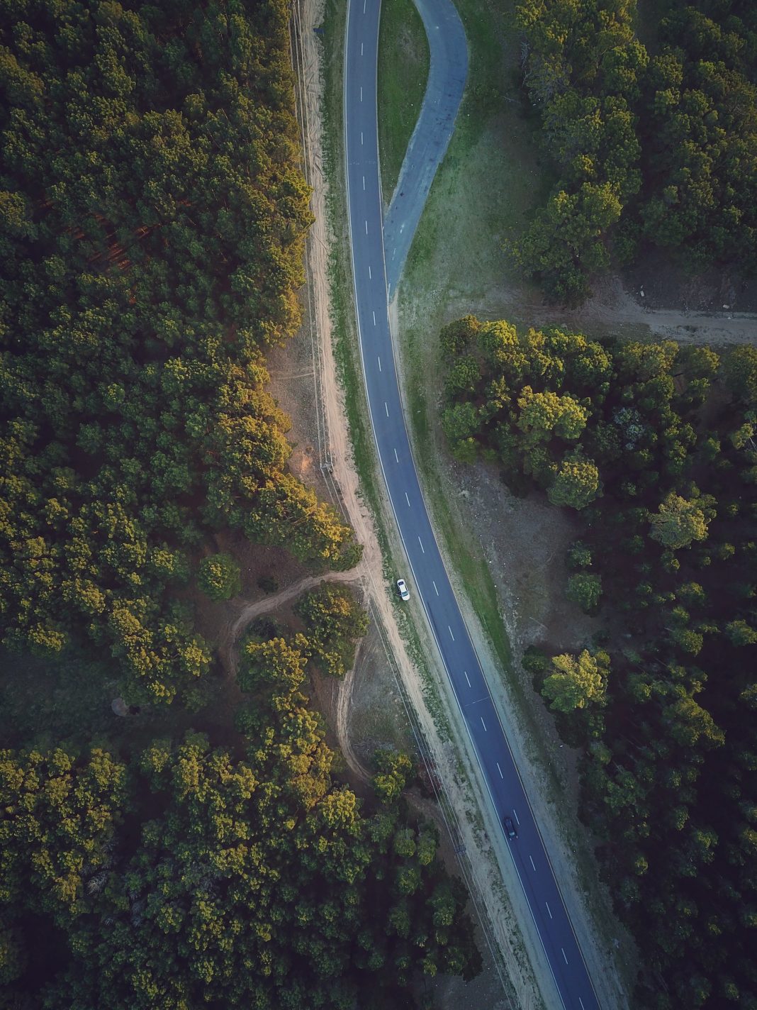 Road to success-juan-cruz-mountford-QHQ2v0DFOjc-unsplash Road to seccess for Place Brands